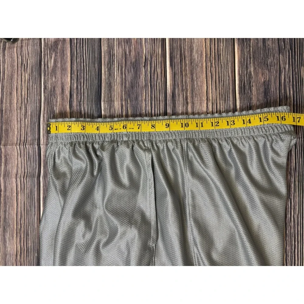 NIKE MENS GRAY BASKETBALL SHORTS SIZE XL 480400-070 GRAY POCKETS LINED